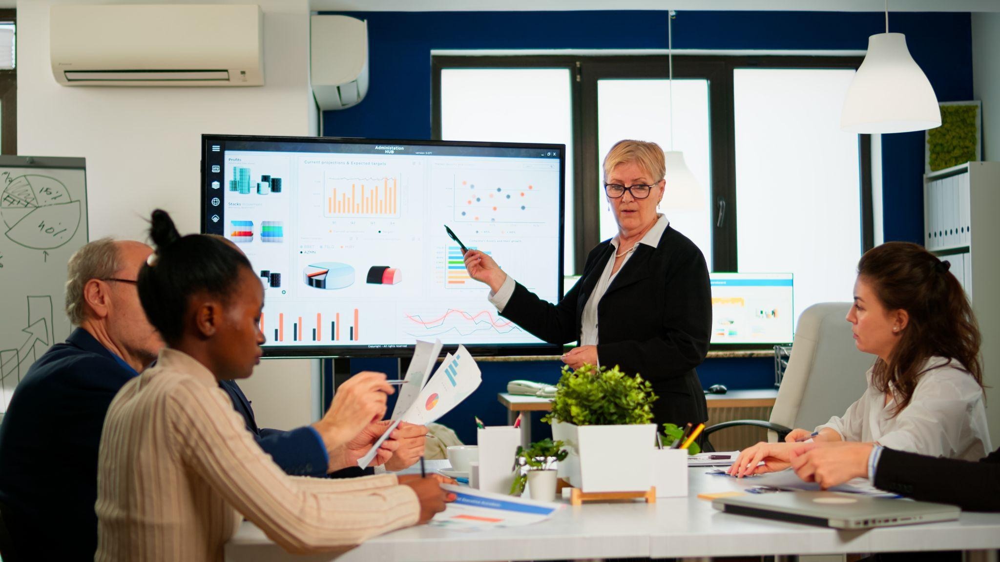 What Businesses Expect From Employees Who Understand GenAI